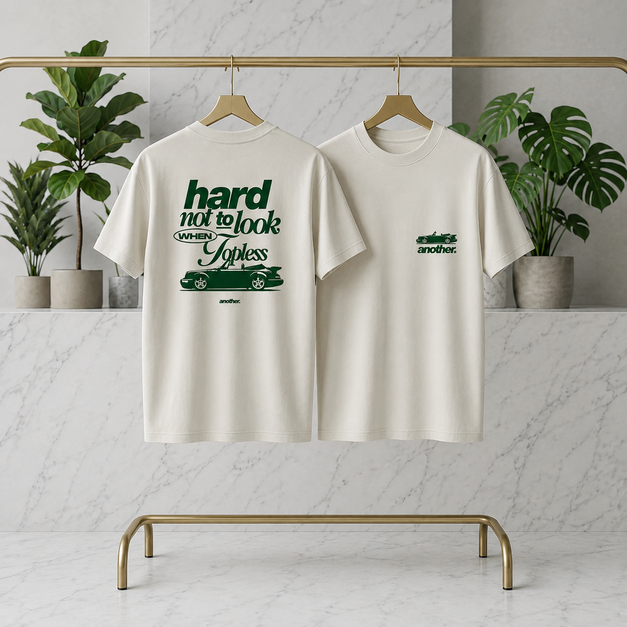 Camiseta Beige "Hard Not To Look When Topless"